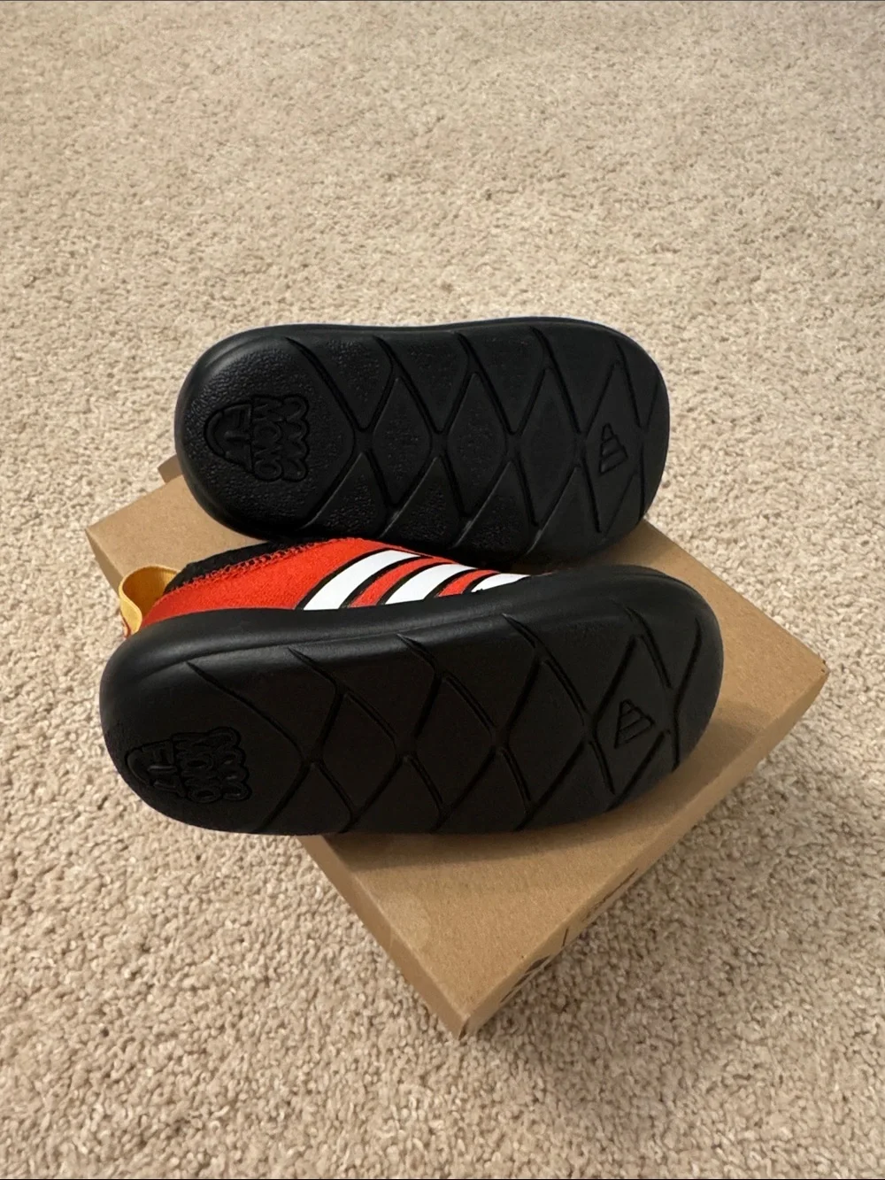 adidas slip design